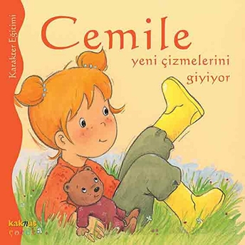 Cemile Yeni Çizmelerini Giyiyor Aline De Petigny