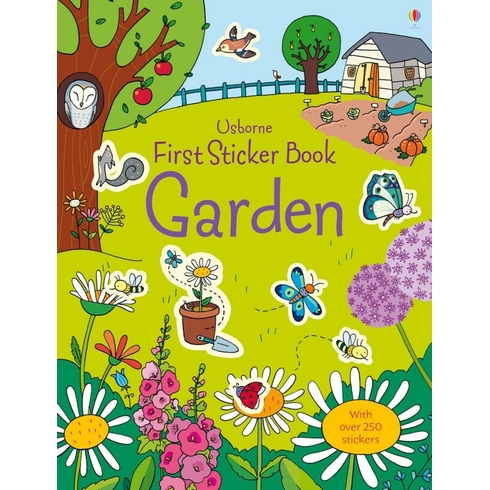 First Sticker Book Garden Benedetta Giaufret