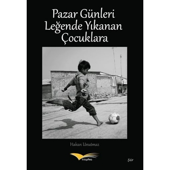 Pazar Günleri Leğende Yıkanan Çocuklara