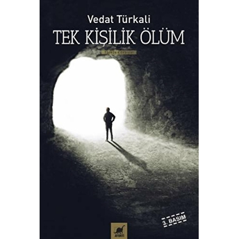 Tek Kişilik Ölüm Vedat Türkali