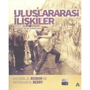 Uluslararası Ilişkiler Nicholas O. Berry